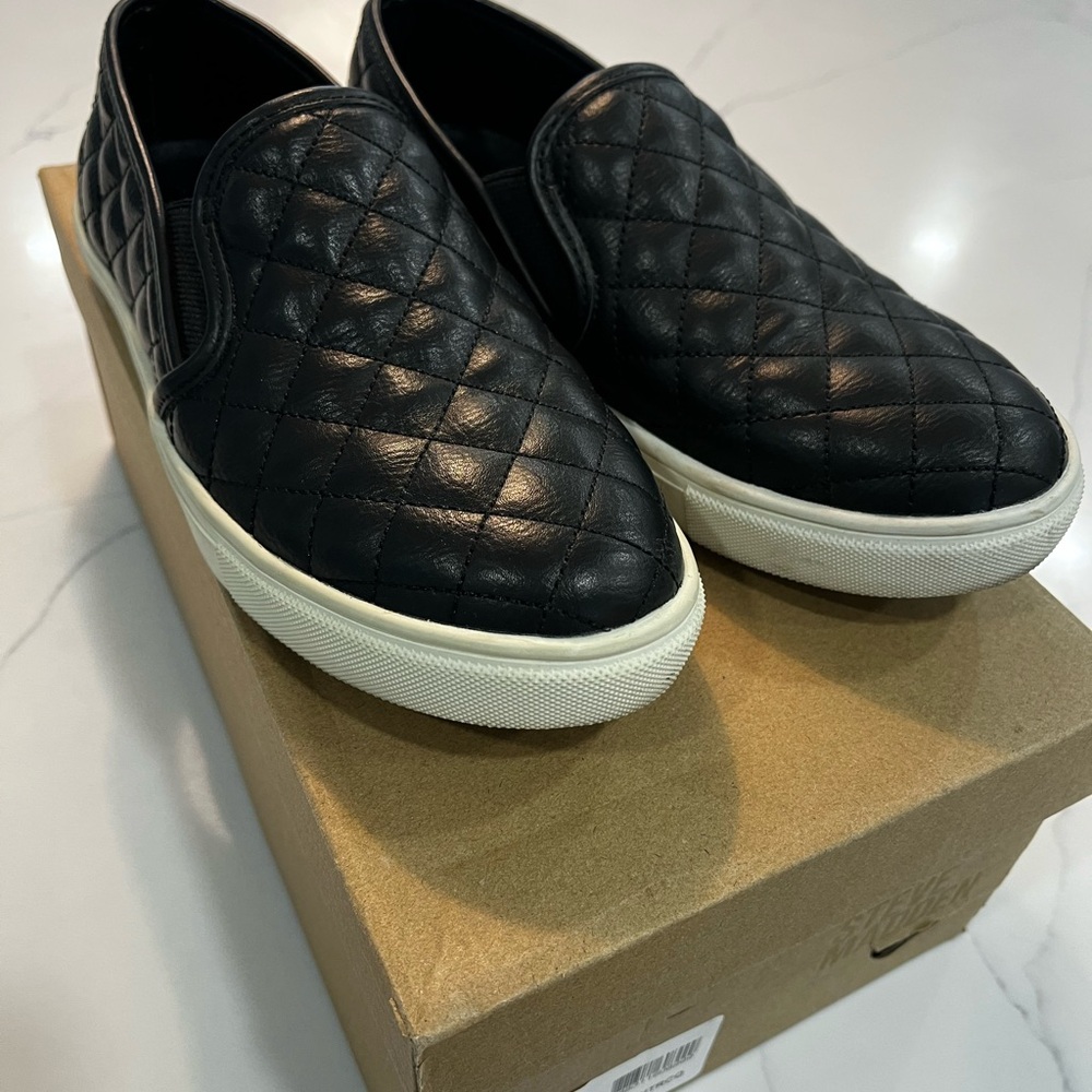Steve Madden Black Quilted Slip-On Loafers
